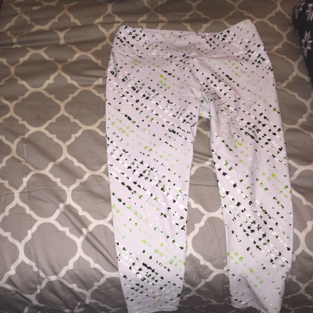Fabletics Gray Capris